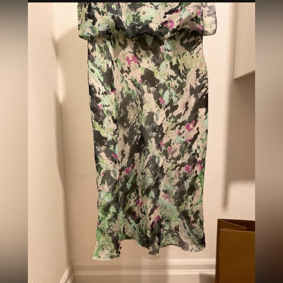 Lori M Collection Sleeveless Midi Dress - Picture 6 of 7